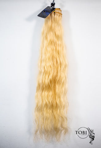 Blonde. 613  Natural Wavy.